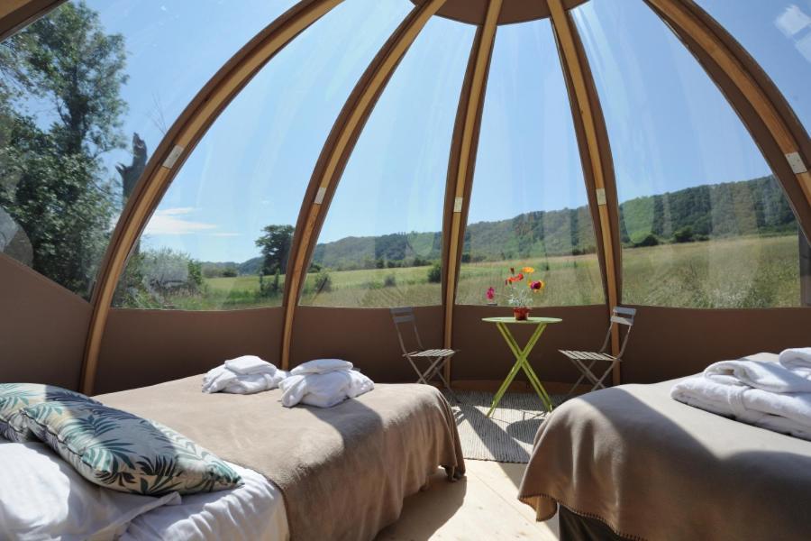 Domaine De Suzel Hotel Vignieu Bagian luar foto