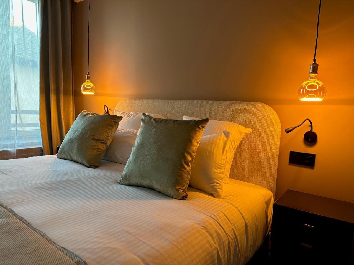 Domaine De Suzel Hotel Vignieu Bagian luar foto